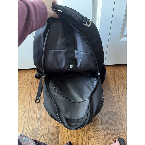 Swiss Gear Airflow Tech  Backpack - Picture 7 of 7